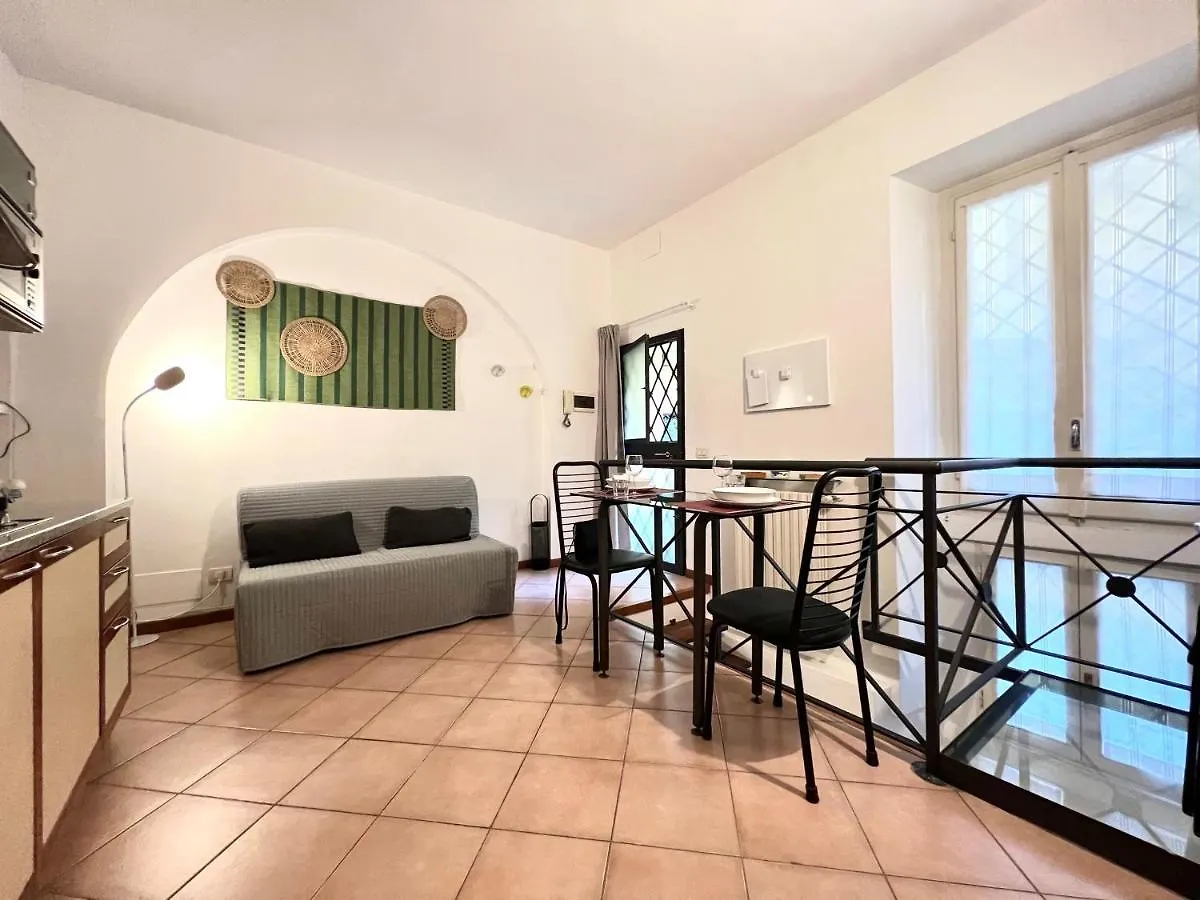 Old Style Navigli Apartment Milan Italy